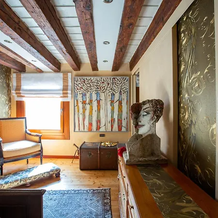 Luxury In דירה *