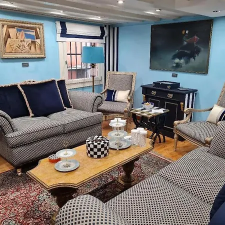Luxury In Appartamento